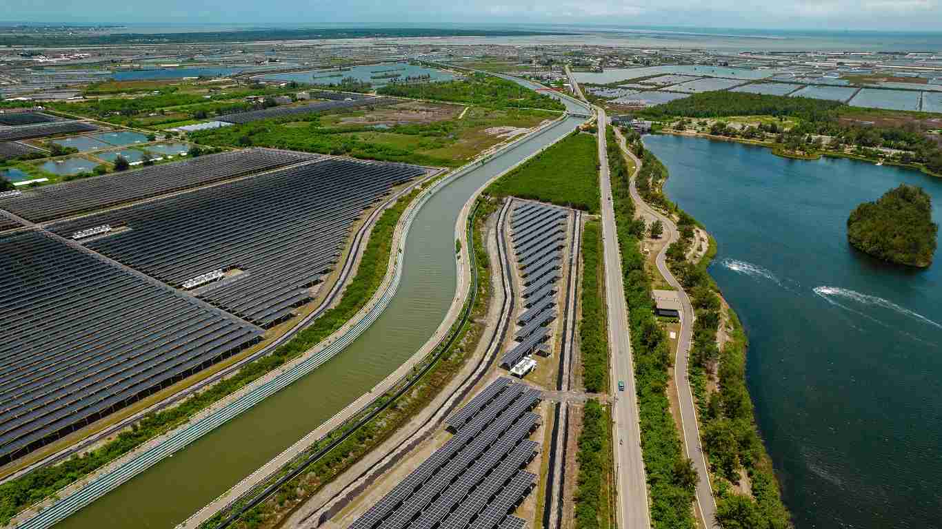 壹号平台能源事业提供智慧能源管理、、、、太阳能监控管理、、全方位电厂建置及运维解决方案，，并拥有管理超过6000案场的经验