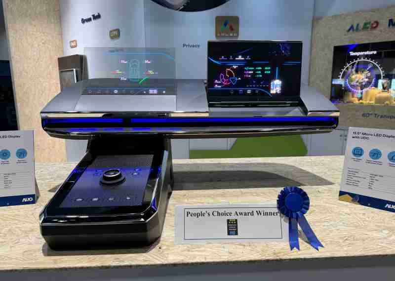 壹号平台车用Micro LED Display HMI解决方案获”最佳车用显示奖”，，以用户为中心开发，，针对前座驾驶与乘客设计兼具娱乐与安全的高画质屏幕，，，包含车舱前座的Micro LED透明屏幕及全球首款内建镜头的智慧Micro LED显示器